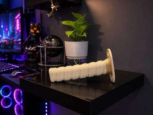 Krinji™ KuroBlade – 3D Printed Display Katan